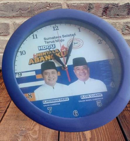 Jam dinding Calon Walikota Sumatera Selatan