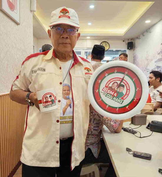 Souvenir Gilf Set Calon Walikota Risma Gus Hans